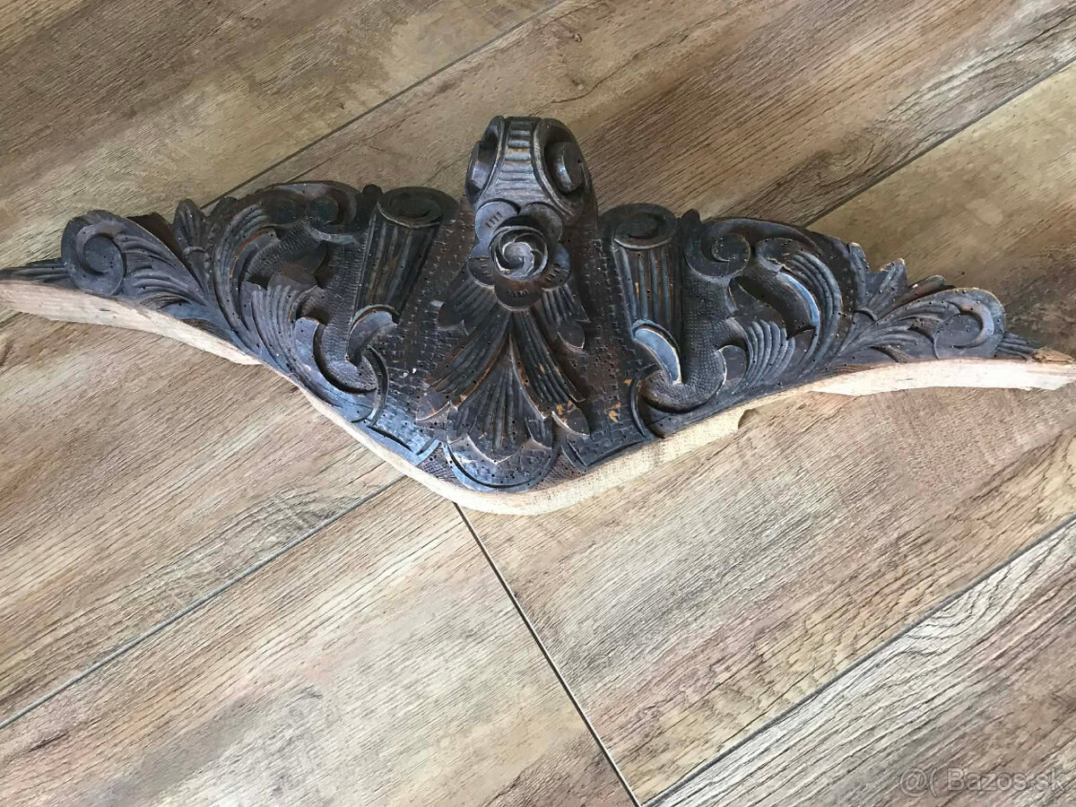 starý relief drevený - 5