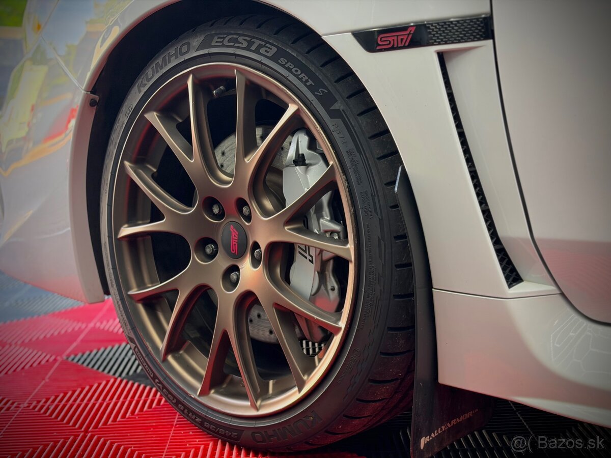 Subaru Impreza WTX STI White Edition - 5