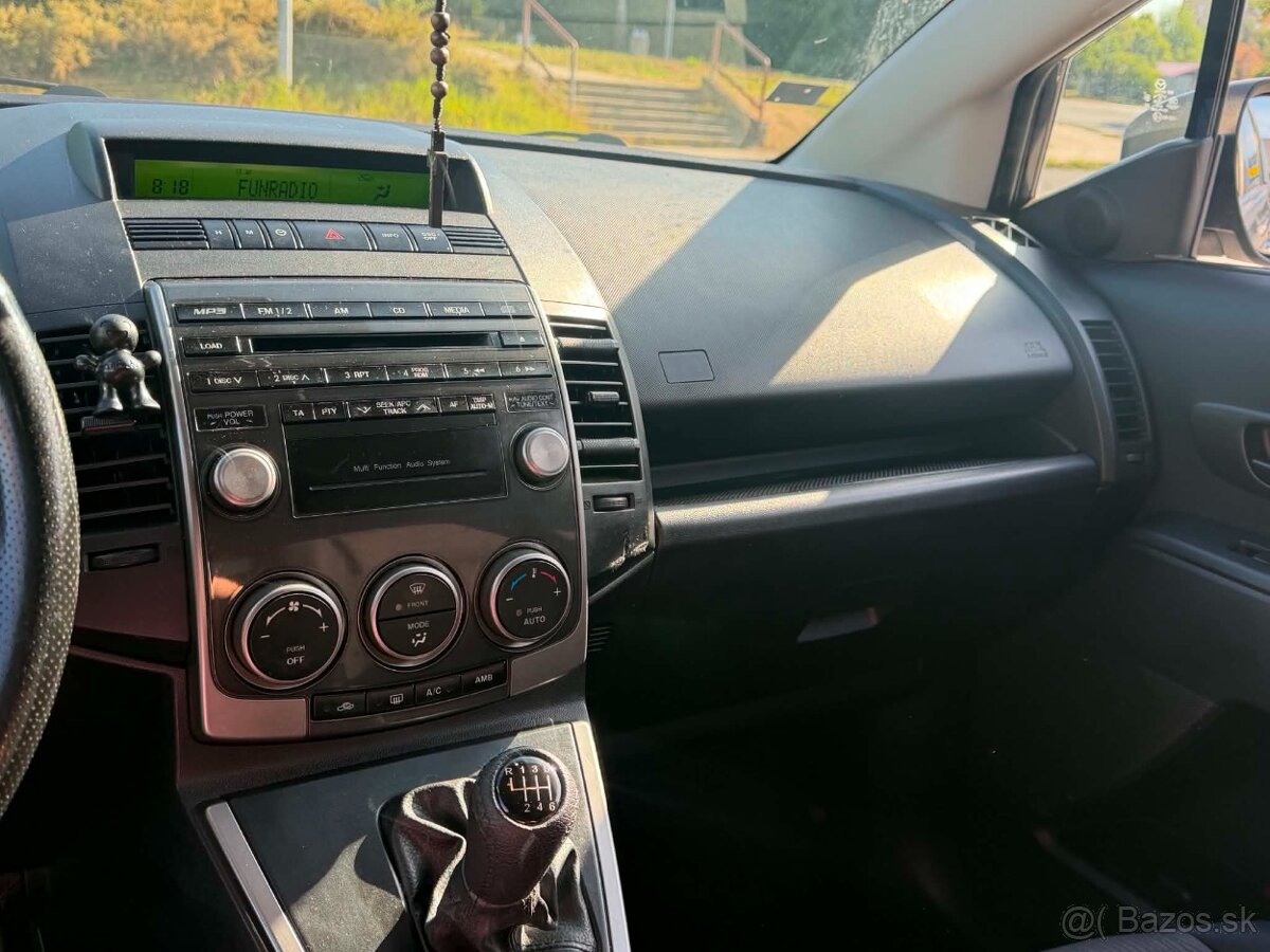 Mazda 5 -7 miestna - 5