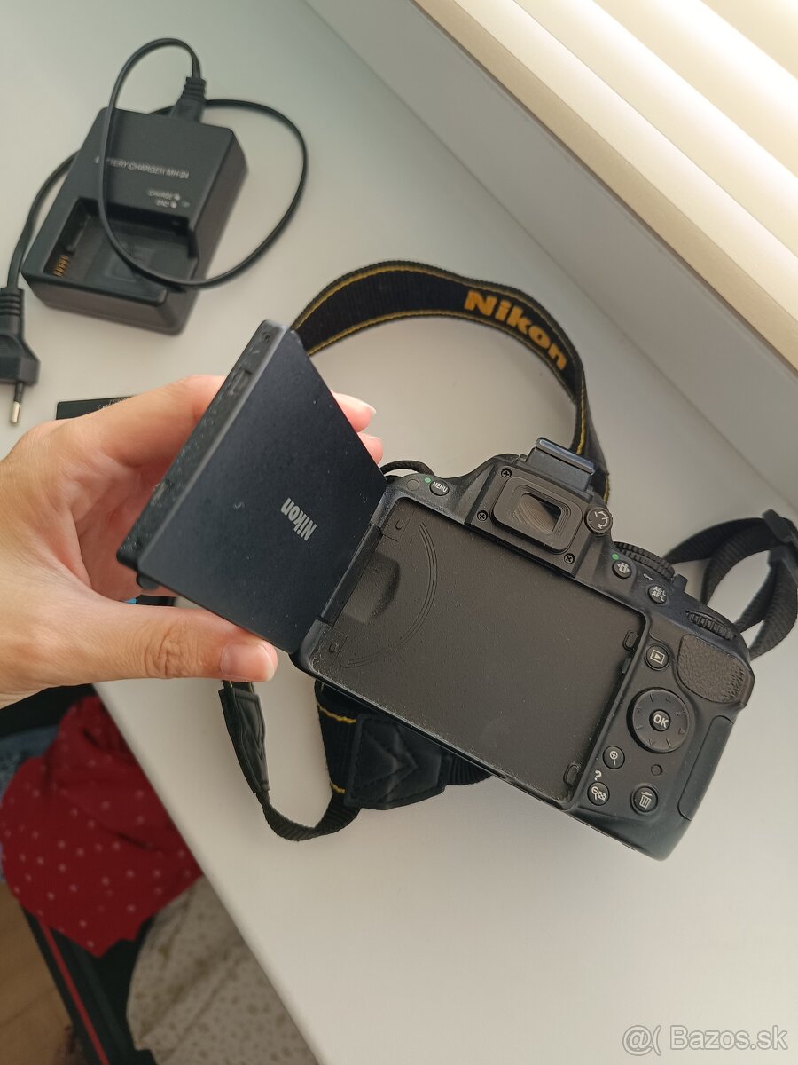 Nikon 5200 - 5