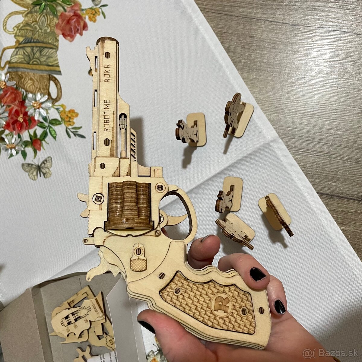 3D drevená pištolka s vojačikmi - 5