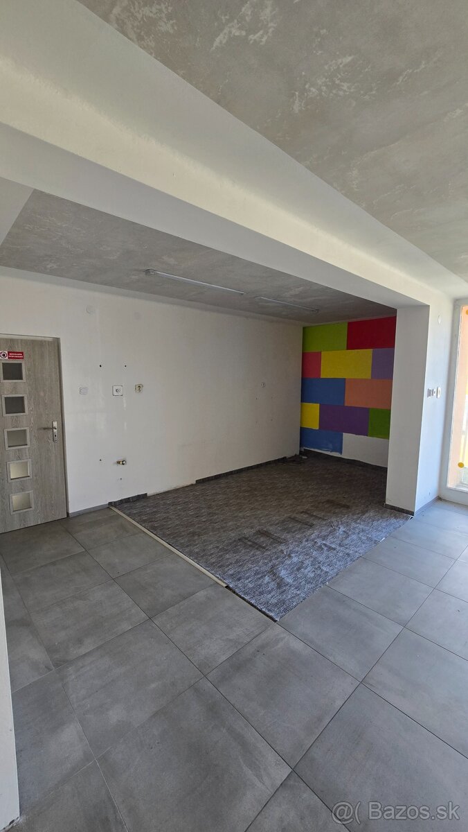 komerčna budova Tekovské Lužany - 5