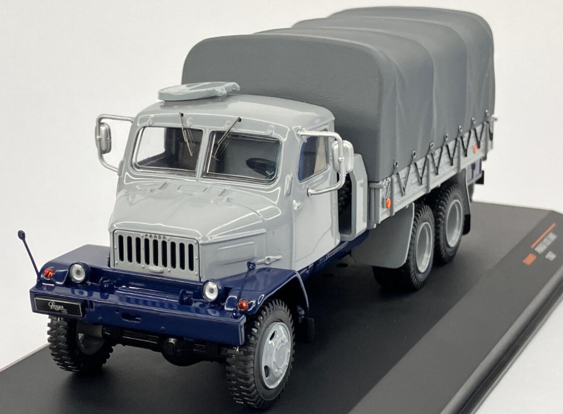 Praga V3S 1:43 IXO - 5