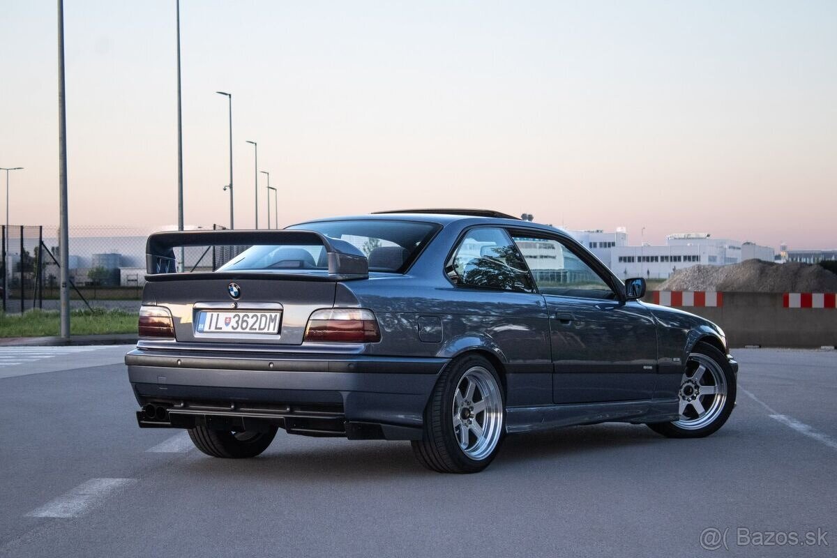 BMW E36 325i coupe - 5