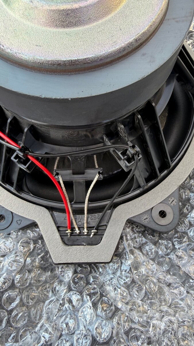 Audi subwoofer - 5