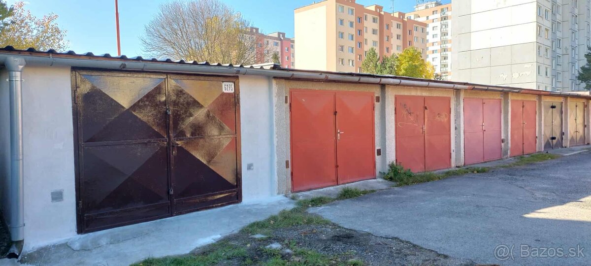 Garáž - 5