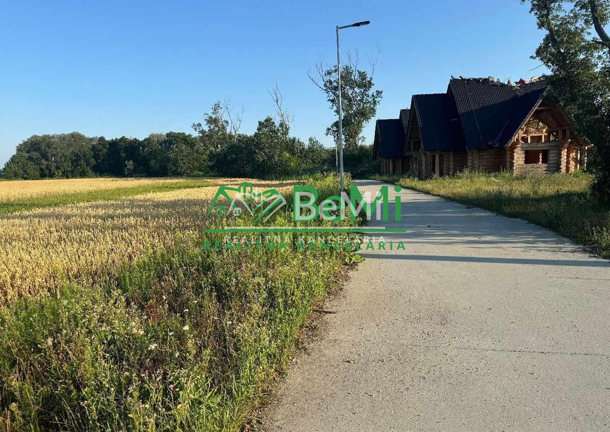 Rekreačný areál, jazero, Veľké Úľany ID 011-13-EVBA - 5