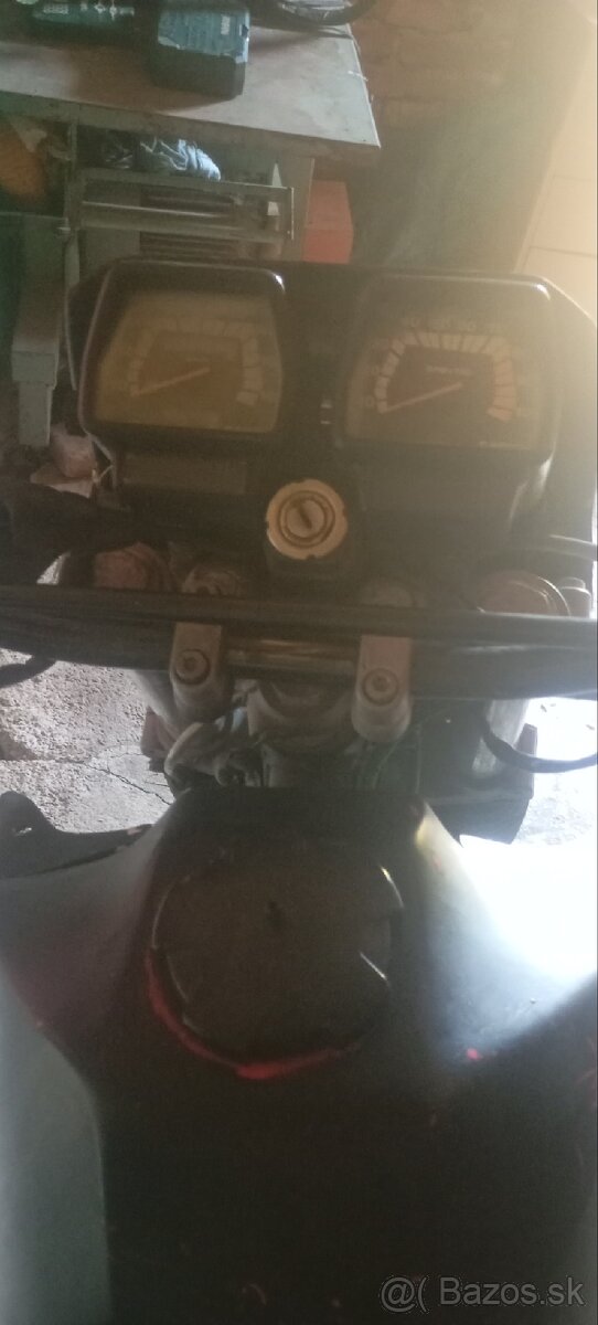 CAGIVA T4 350e