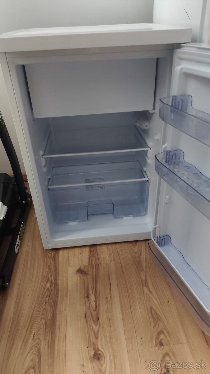 Chladnička s mrazničkou Amica - 5