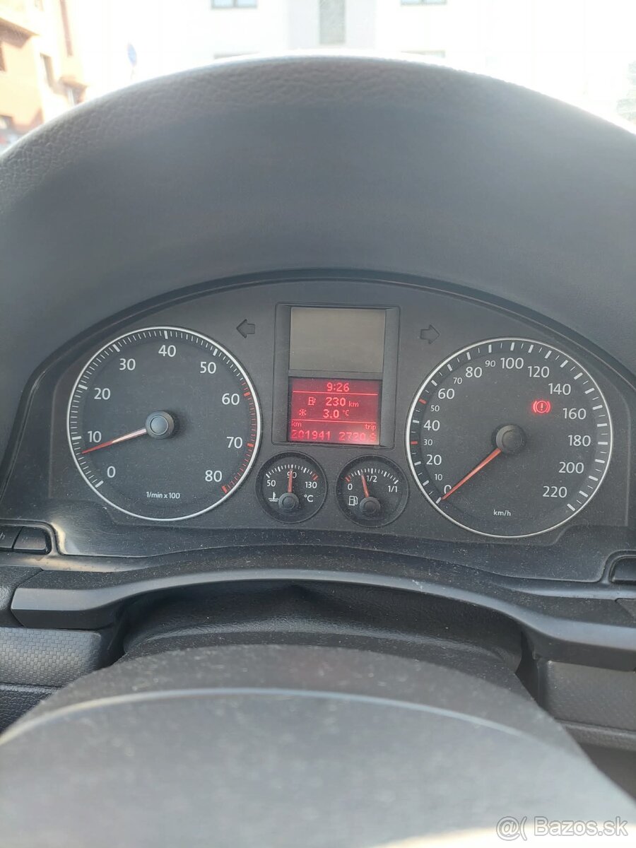 VW Golf 5 1.4 55kw - 5