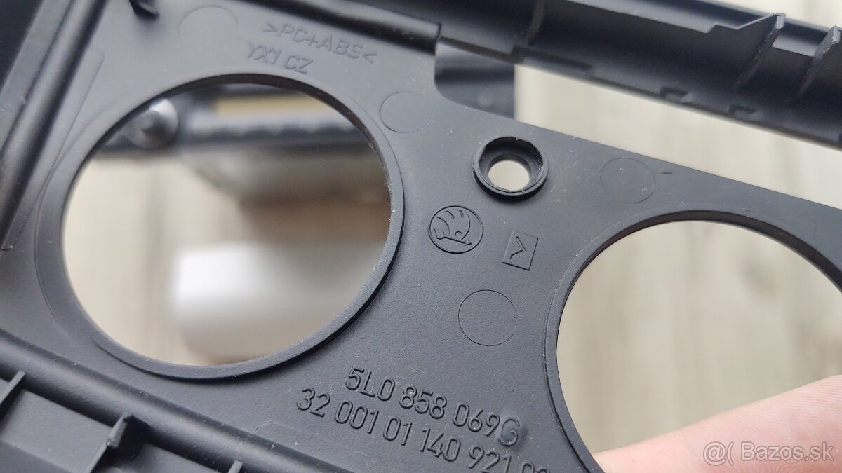 Skoda Yeti 2012 originalne diely - 5