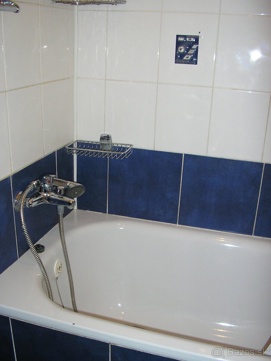 Menšia samostatná neprechodná izba v Ružinove - 5