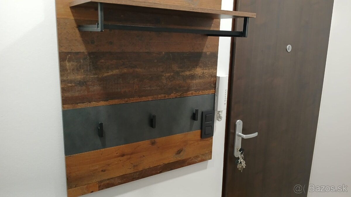 Chodbova zostava - 5