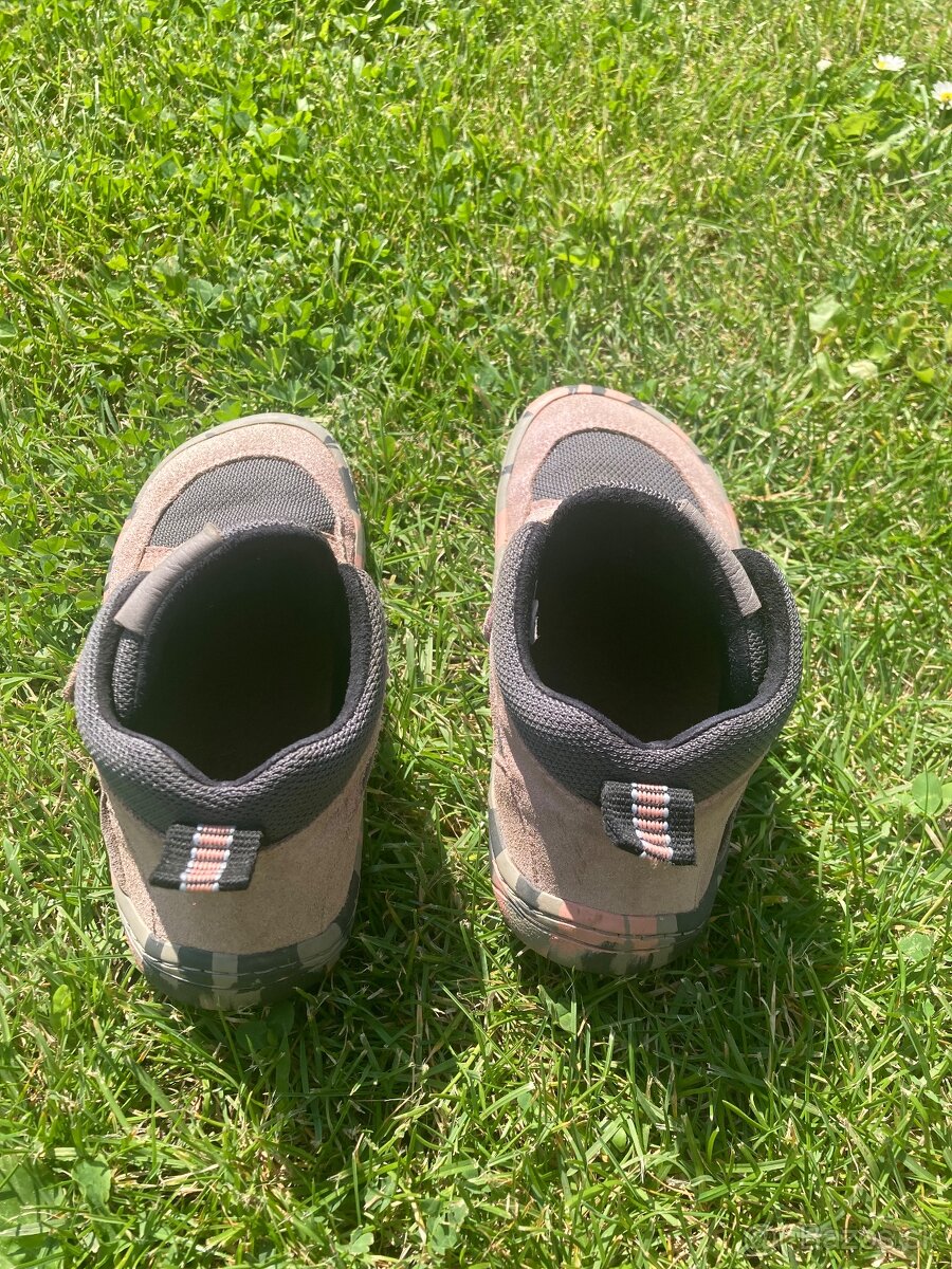 Barefoot froddo31 - 5