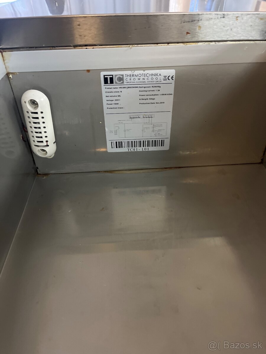 Pultová chladiaca vitrina - 5
