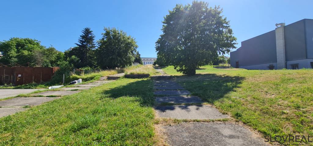 SLOVREAL predaj pozemku Žiar nad Hronom, 2149 m2 - 5
