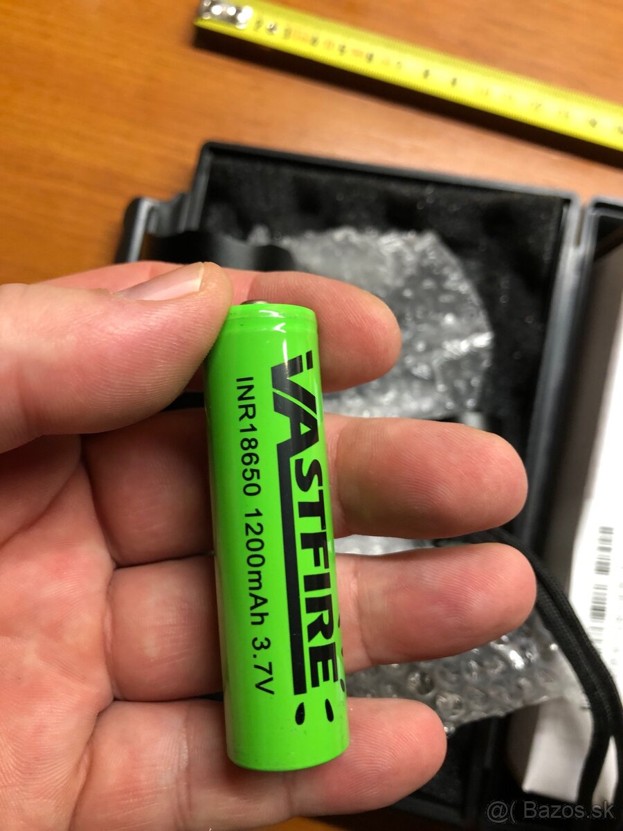 Taktická led baterka Vastfire - 5