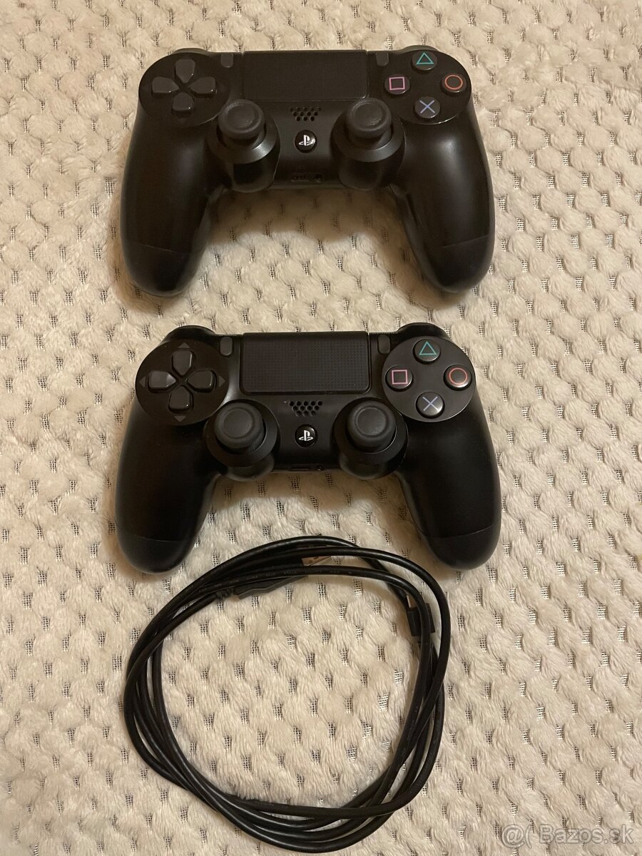 PS4 slim 1TB +2 ovladace+ 8 hier - 5