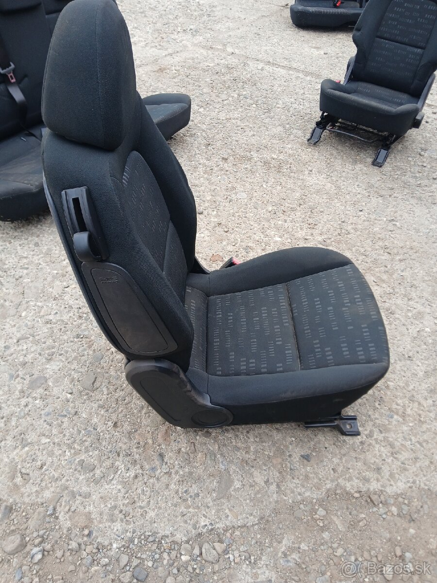 Mitsubishi Colt CZ3 3.dvere - sedačky - 5