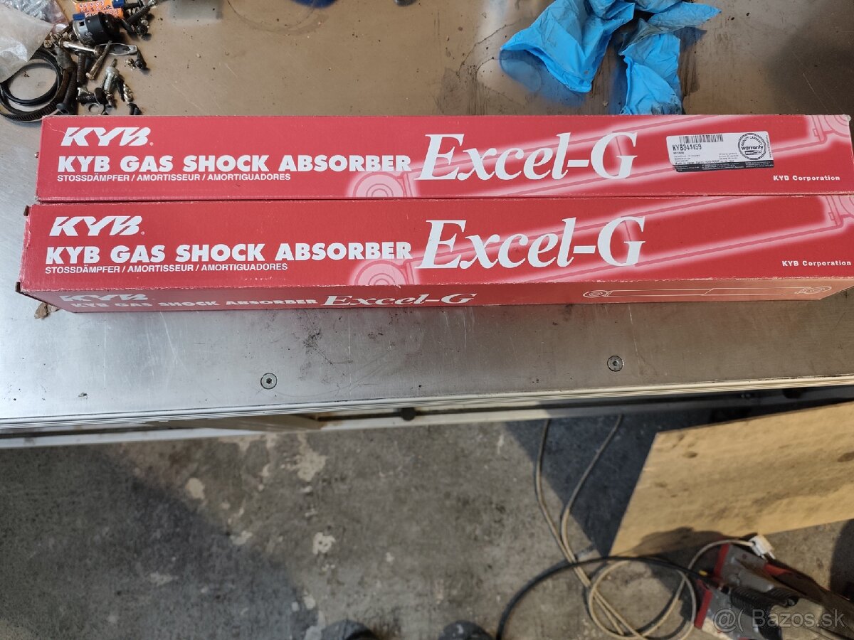 Zadné tlmiče KYB VAG - 5