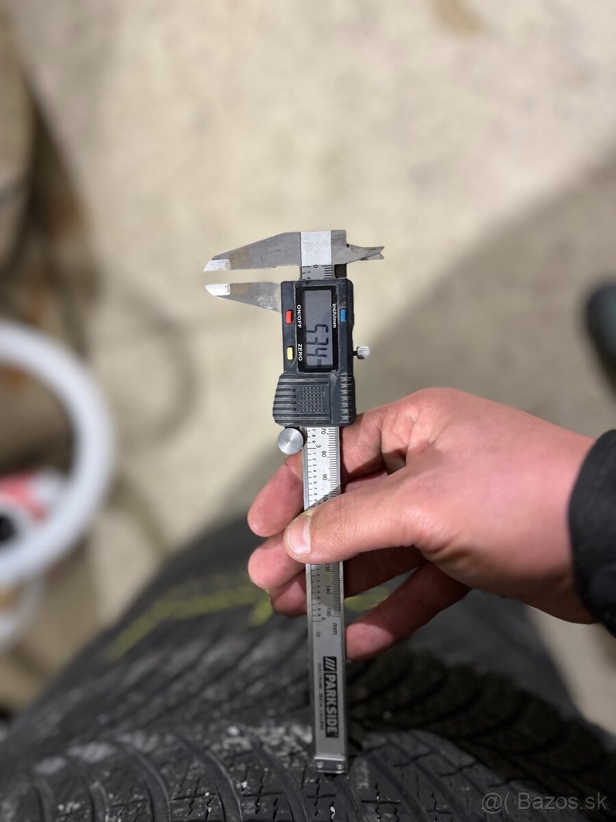 Goodyear VECTOR 4SEASONS 245/45 r18 - 5