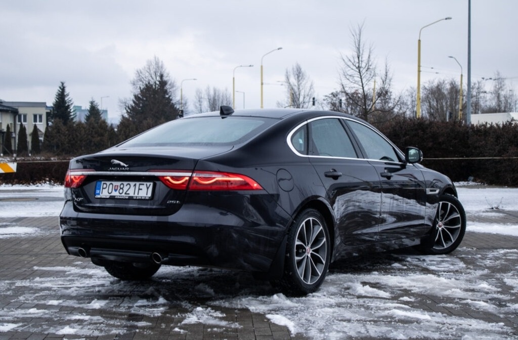 Jaguar XF 177kW (2017) - 5