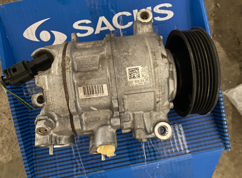 Blok motora Škoda Octavia 3. Cod DDY - 5