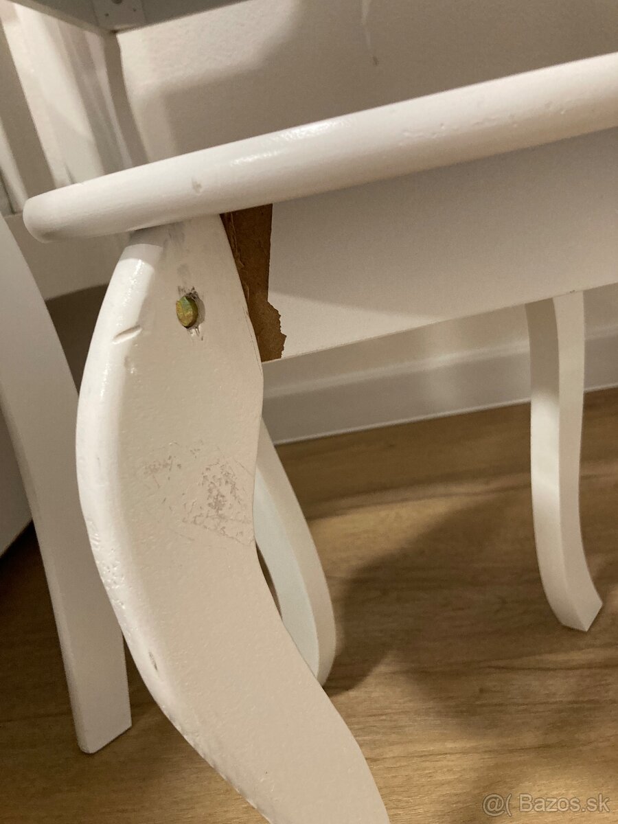 Dievčenský kozmetický stolík - 5