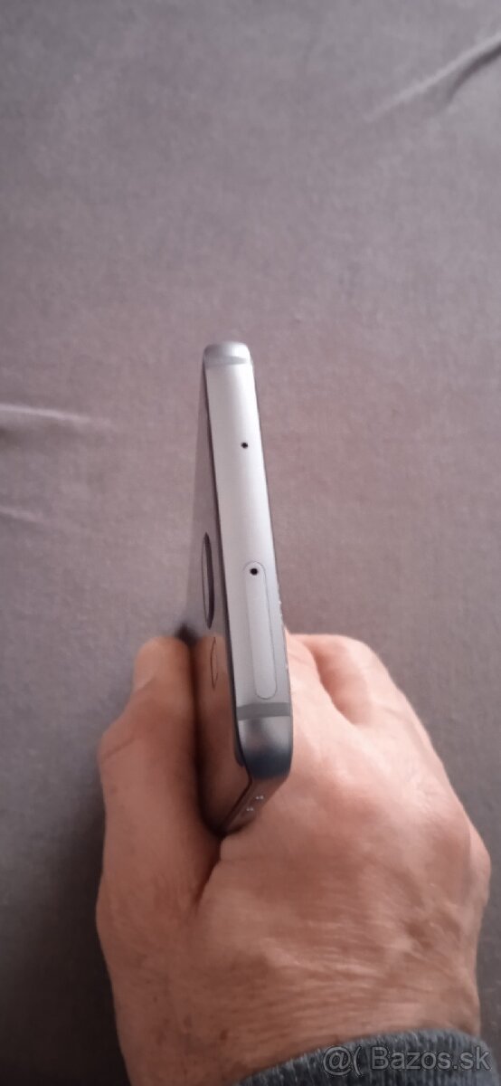 Predám Samsung Galaxy S7 3/32gb - 5