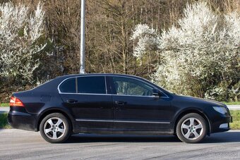 ŠKODA SUPERB 2.0 TDI CR 170k Elegance DSG 2008 - 5
