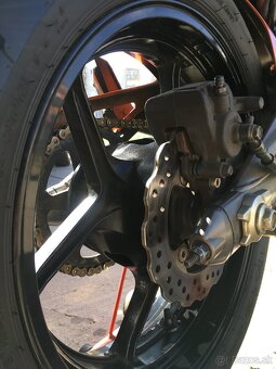 Kawasaki ER6n - 5