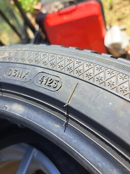 Predam 2ks pneumatiky Kleber krisalp Hp 3 - 5