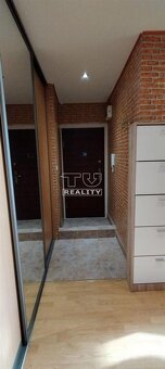 3-IZBOVÝ BYT,ČIASTOČNÁ REKONŠTRUKCIA,KARLOVA VES,64m2 - 5