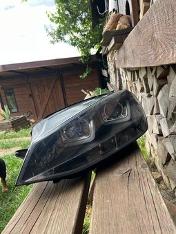 Predné svetlá VW Golf 7 U-TYPE Black - 5