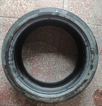 Predám pneumatiky Continental – 2x 235/40 R19 XL + 1x 205/60 - 5