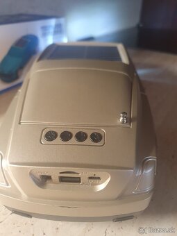 Predam nove auto HOF BENTLEY-Radio-SOLAR - 5