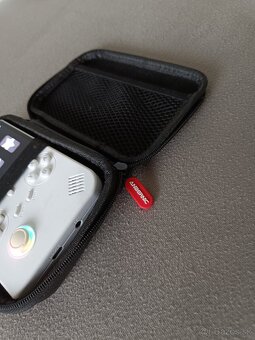 Anbernic RG40XXV MOZNA AJ VYMENA - 5