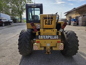 Teleskopický manipulátor CATERPILLAR TH62 - 5