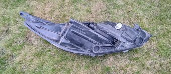 Ford Fiesta VII MK7 2013 - 2017 facelift - svetlo lampa - 5