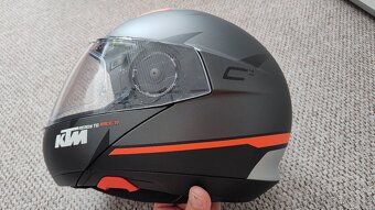 Predám Schuberth C4 Pro veľkosť M - 5