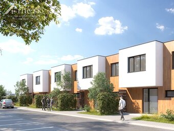 48 ÁROVÝ ROVINATÝ POZEMOK S BUDOVOU VHODNÝ NA VÝSTAVBU - SOV - 5