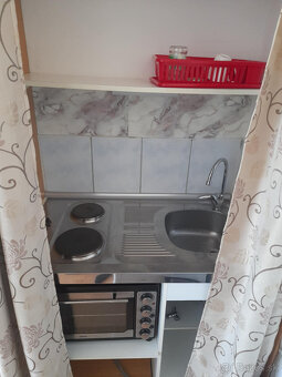 Prenajmem garzonku na sidlisku Medvedzie - 5