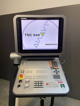 Obráběcí centrum DMG MORI DMC 650V - 5