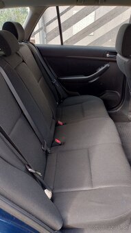 Predam Toyotu Avensis - 5