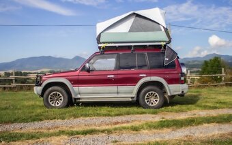 Mitsubishi Pajero Camper - 5