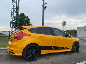 Ford Focus ST250 MKIII - 5