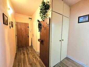 Predaj 2 izbový byt blízko centra Levice - 5