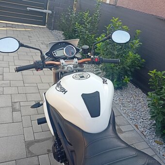 Triumph Speed Triple 1050 - 5