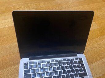 Predám MacBook Pro - 5