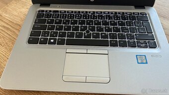 HP EliteBook 820 G3 - 5